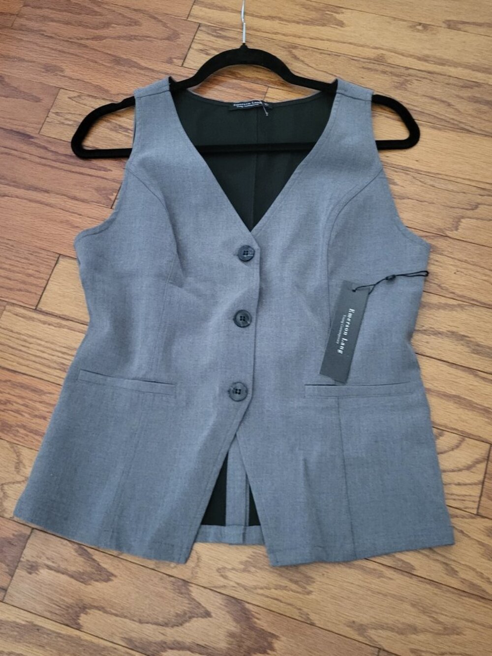 NWT Slim Fit Gray buttons Vest Waistcoat, Size L, Adjustable Waist pockets